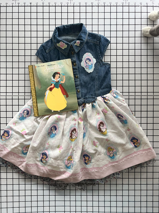 Snow White Storybook Gift Set