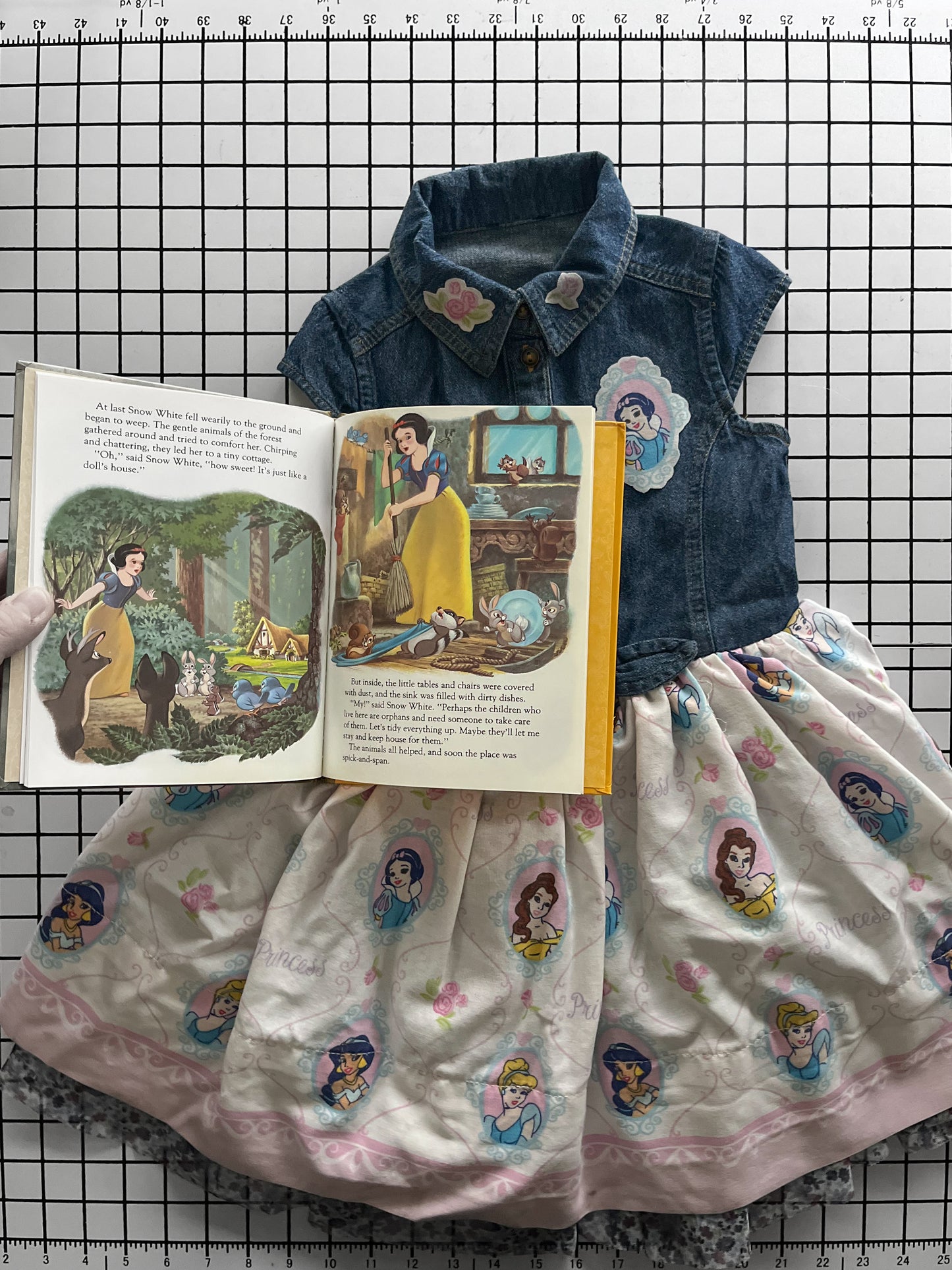 Snow White Storybook Gift Set