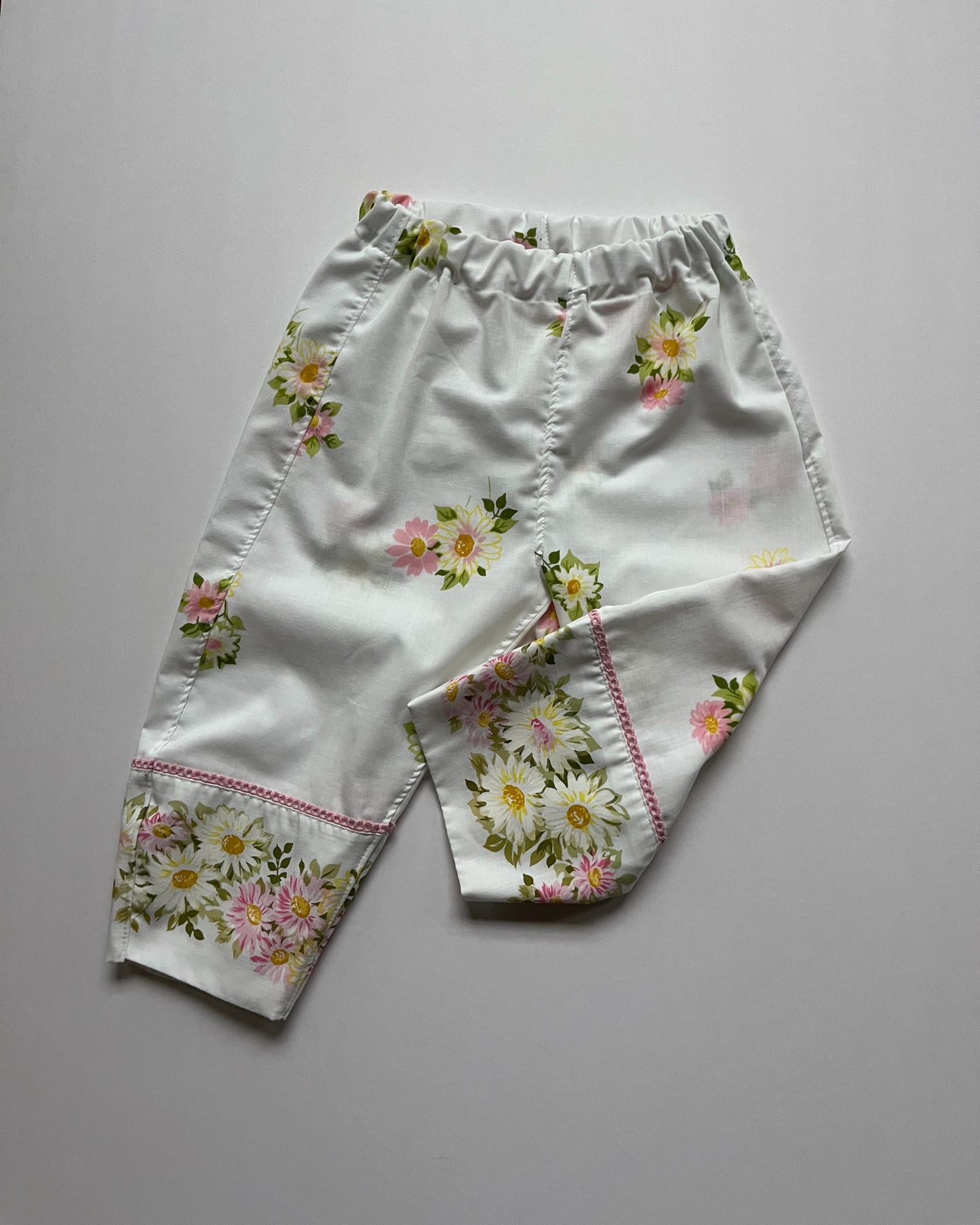 Daisy Pillowcase Pant - size 3T
