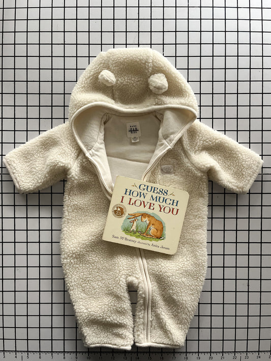 Guess How Much I Love You Storybook Gift Set size 0-3mos