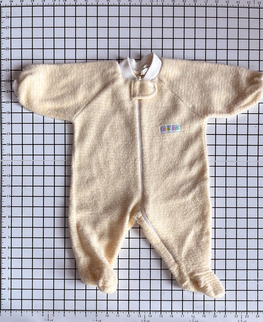 Yellow Footed Sleeper - approx size 3m