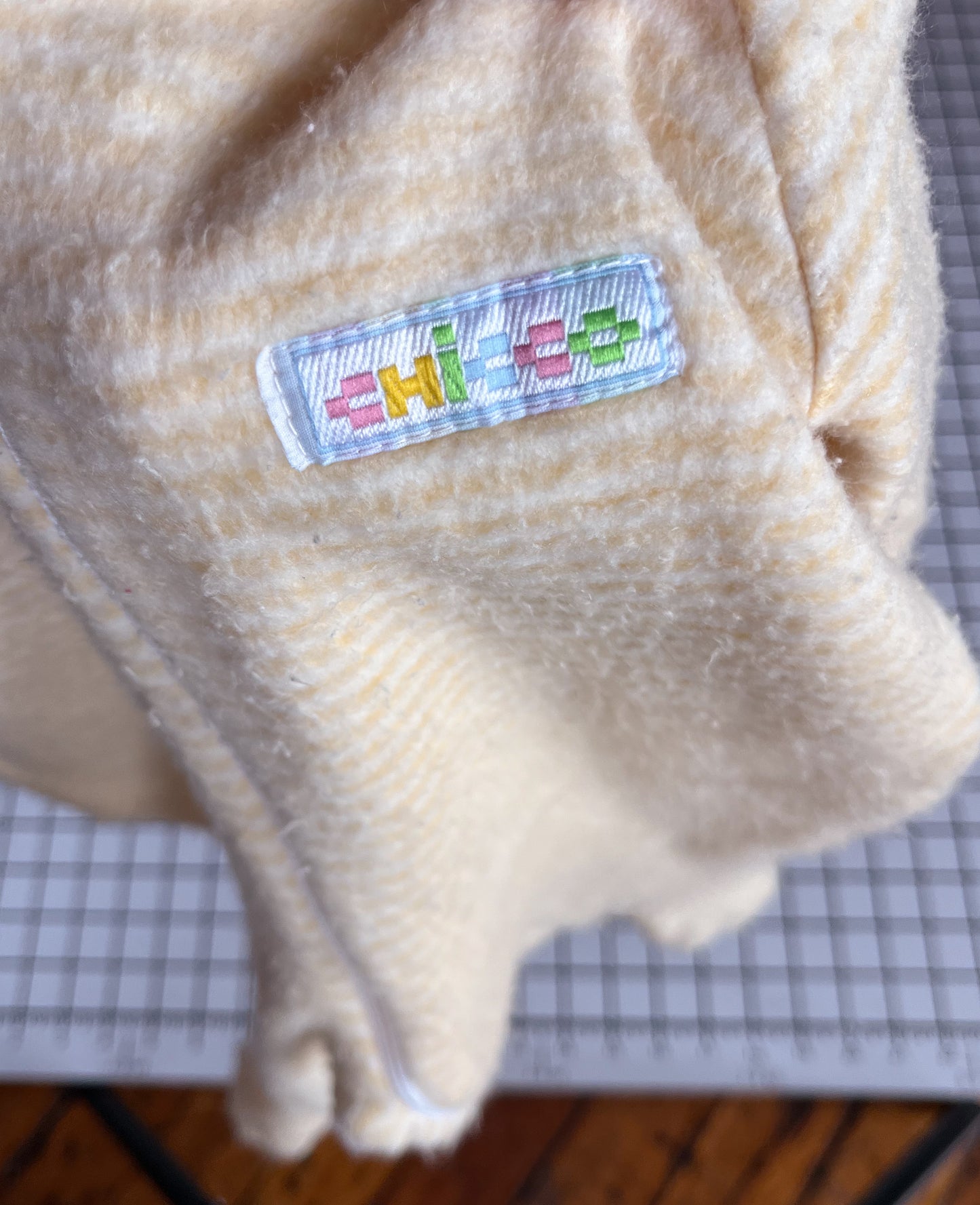 Yellow Footed Sleeper - approx size 3m