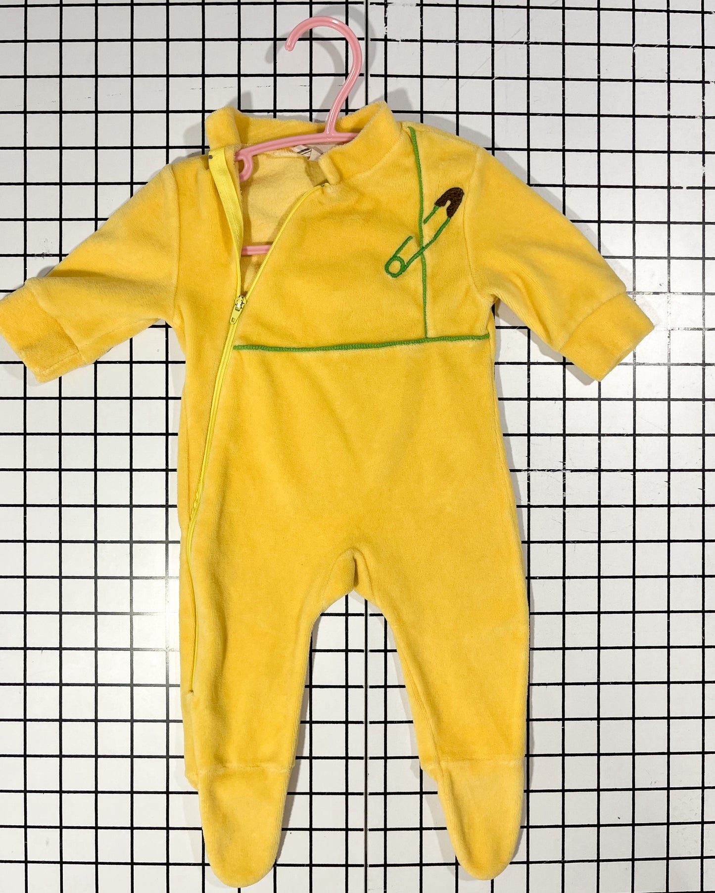 Vintage Yellow Safety Pin Full Zip Sleeper - approx size 9mos