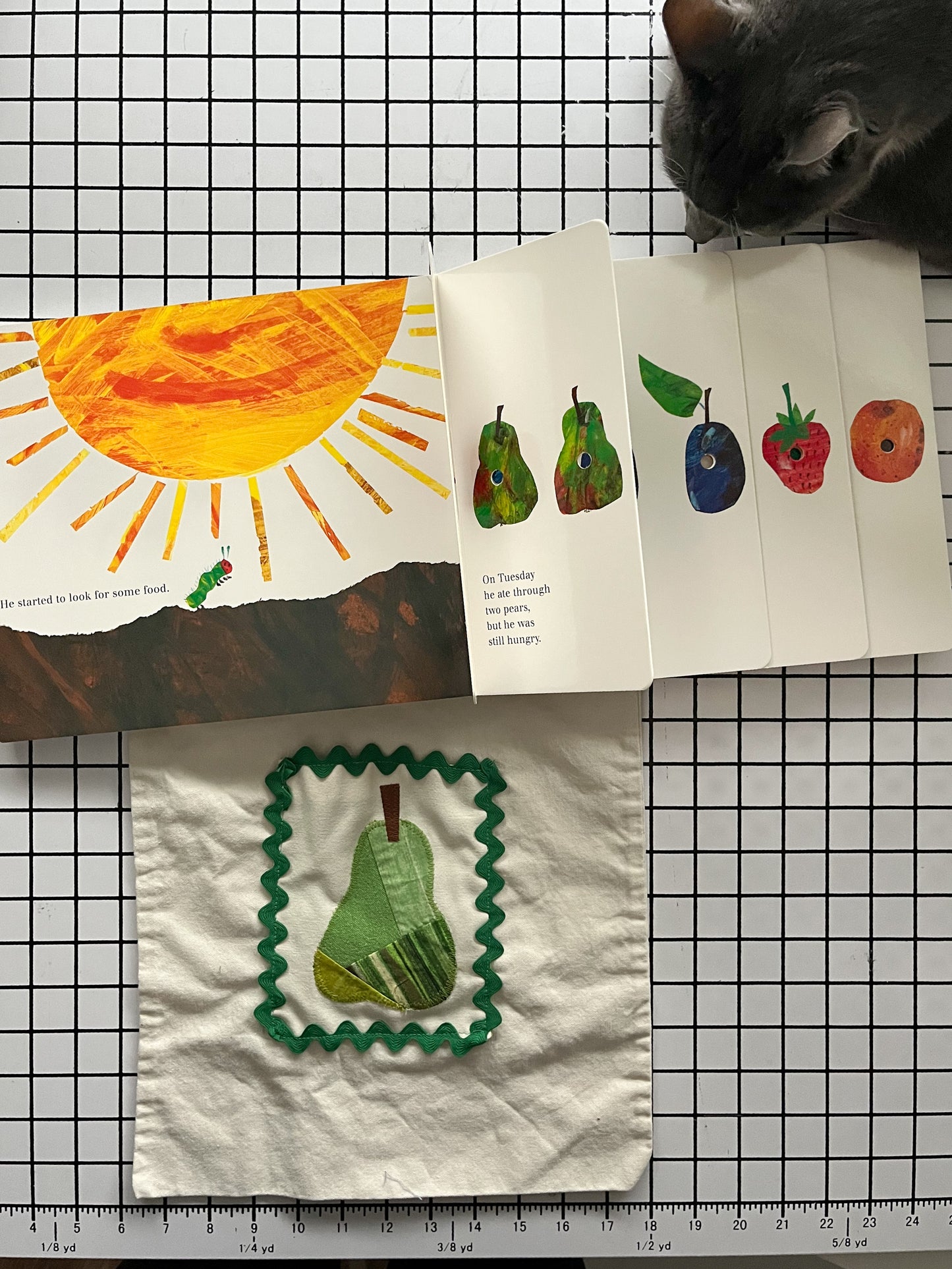 Hungry Caterpillar Tote Bag Storybook Gift Set