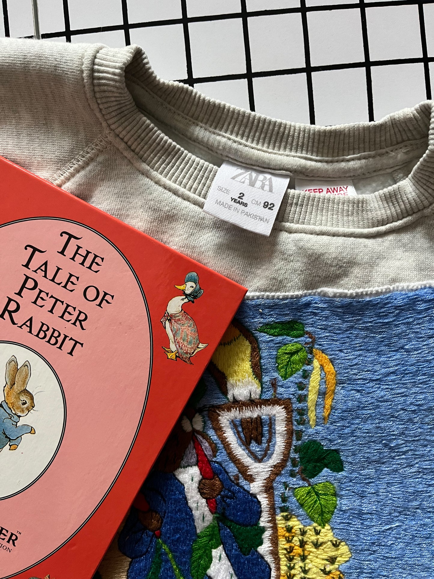 Peter Rabbit Storybook Gift Set size 2