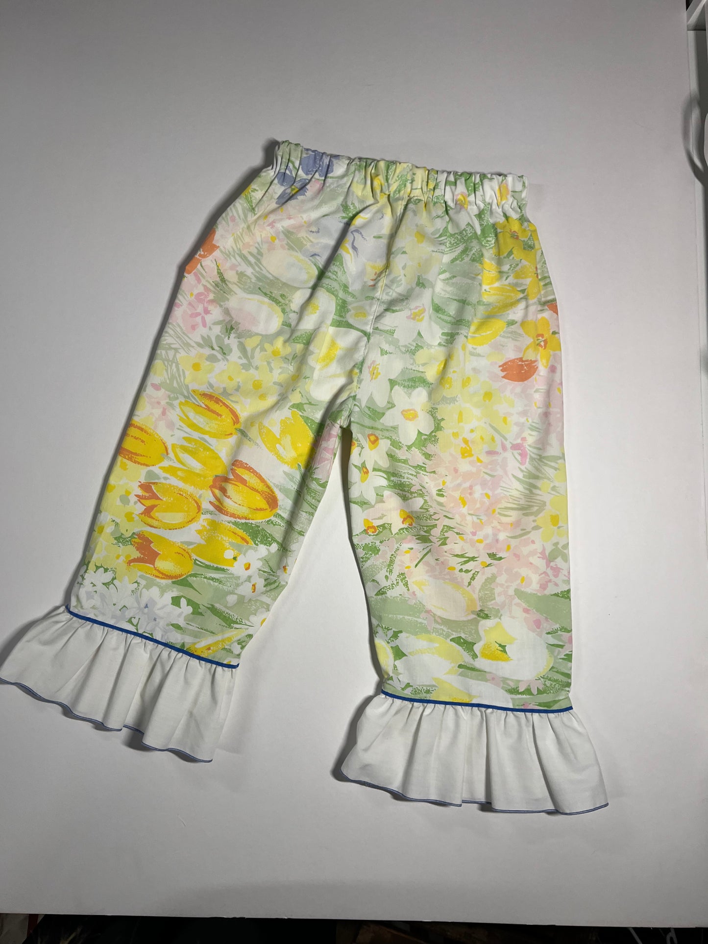 Garden Party Ruffle Pant- size 6/6x