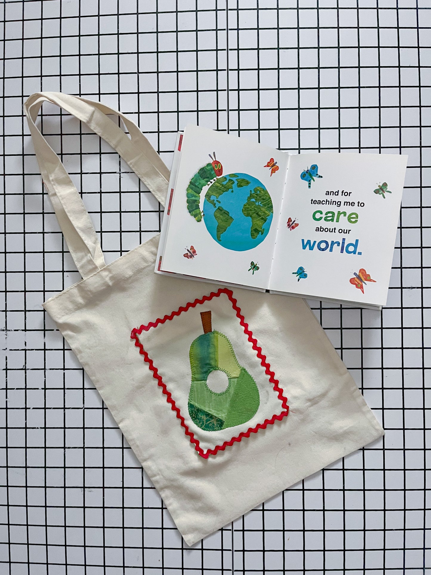 Hungry Caterpillar Storybook Gift Set Tote Bag