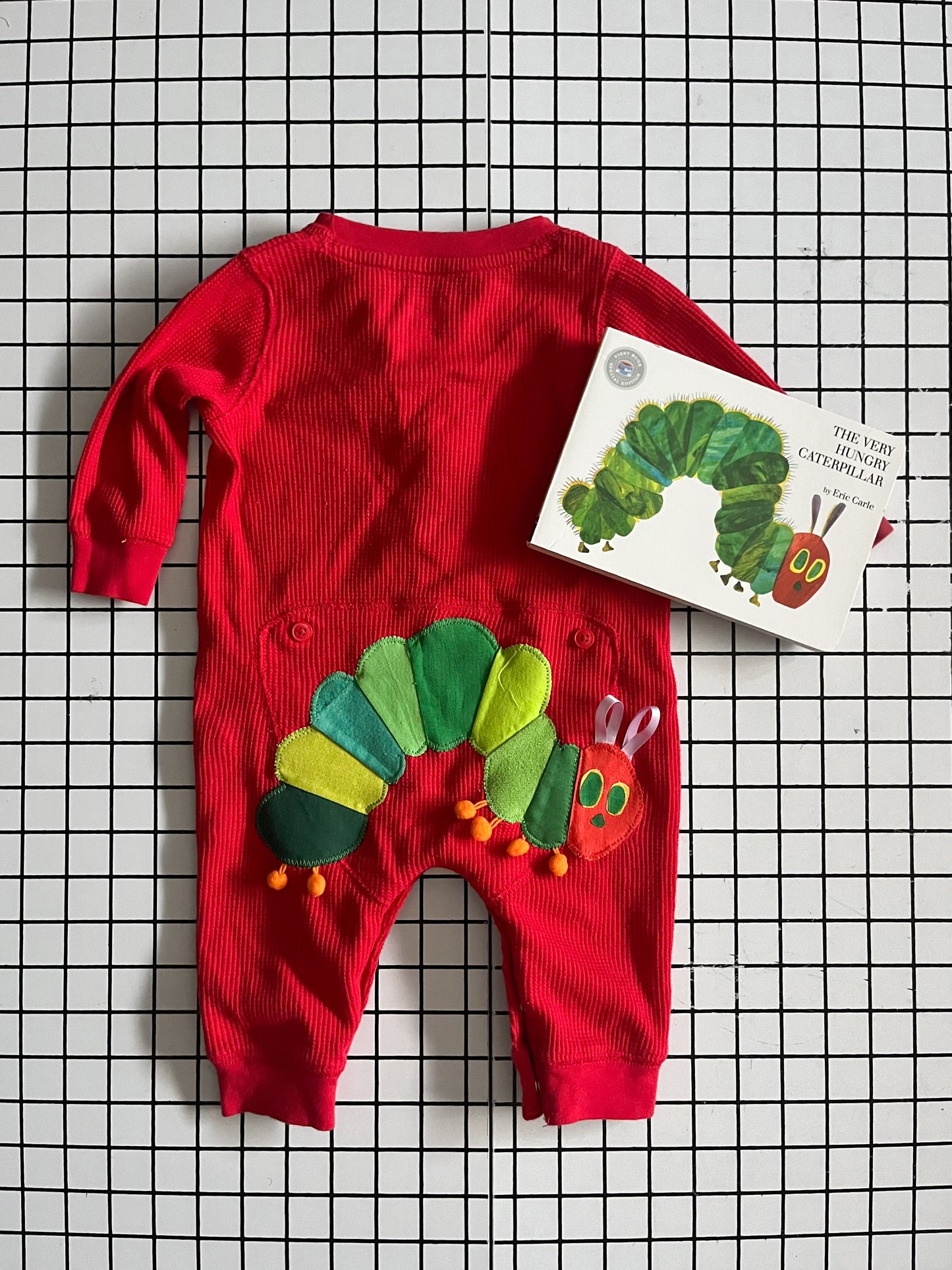 The Hungry Caterpillar Storybook Gift Set size 6-9mos